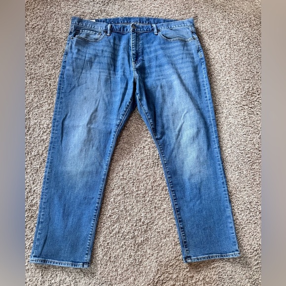 Gap Athletic Taper Denim Jeans Men Size 42X30 EUC - Picture 1 of 5